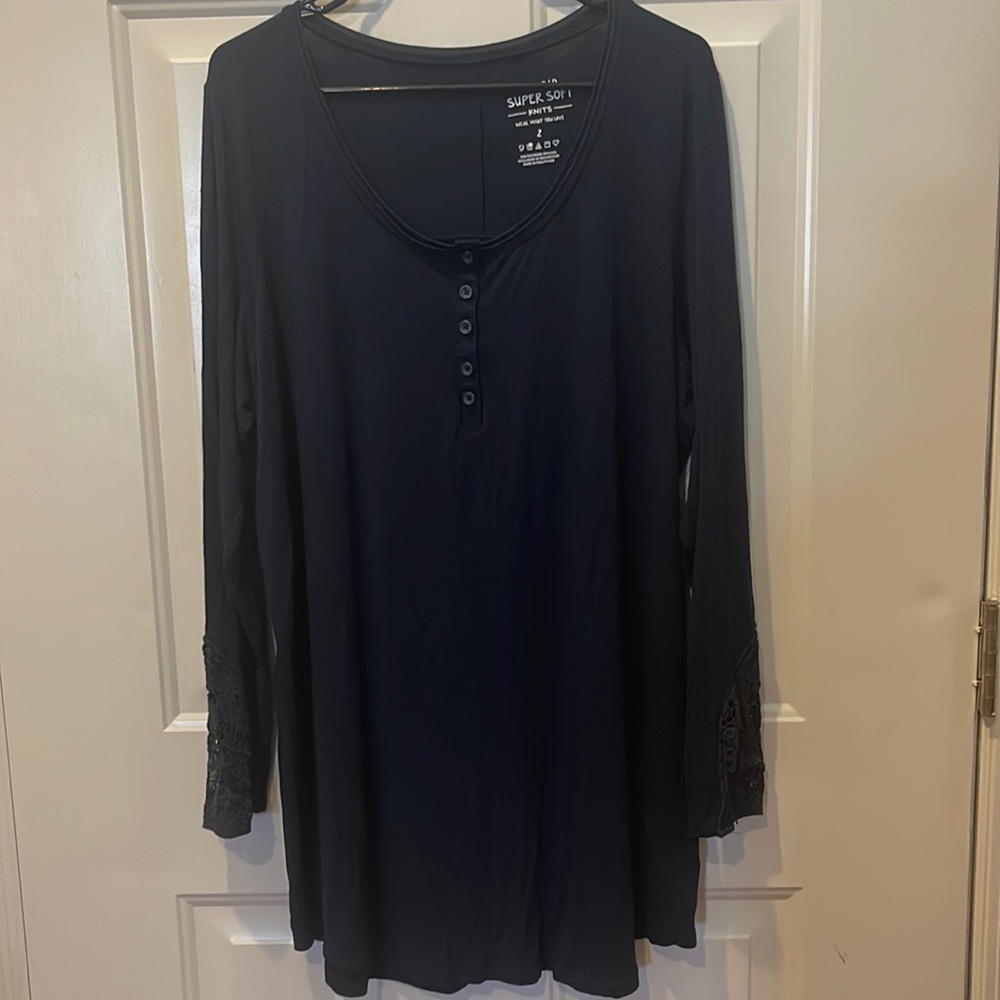 Torrid size 2 Navy Shirt